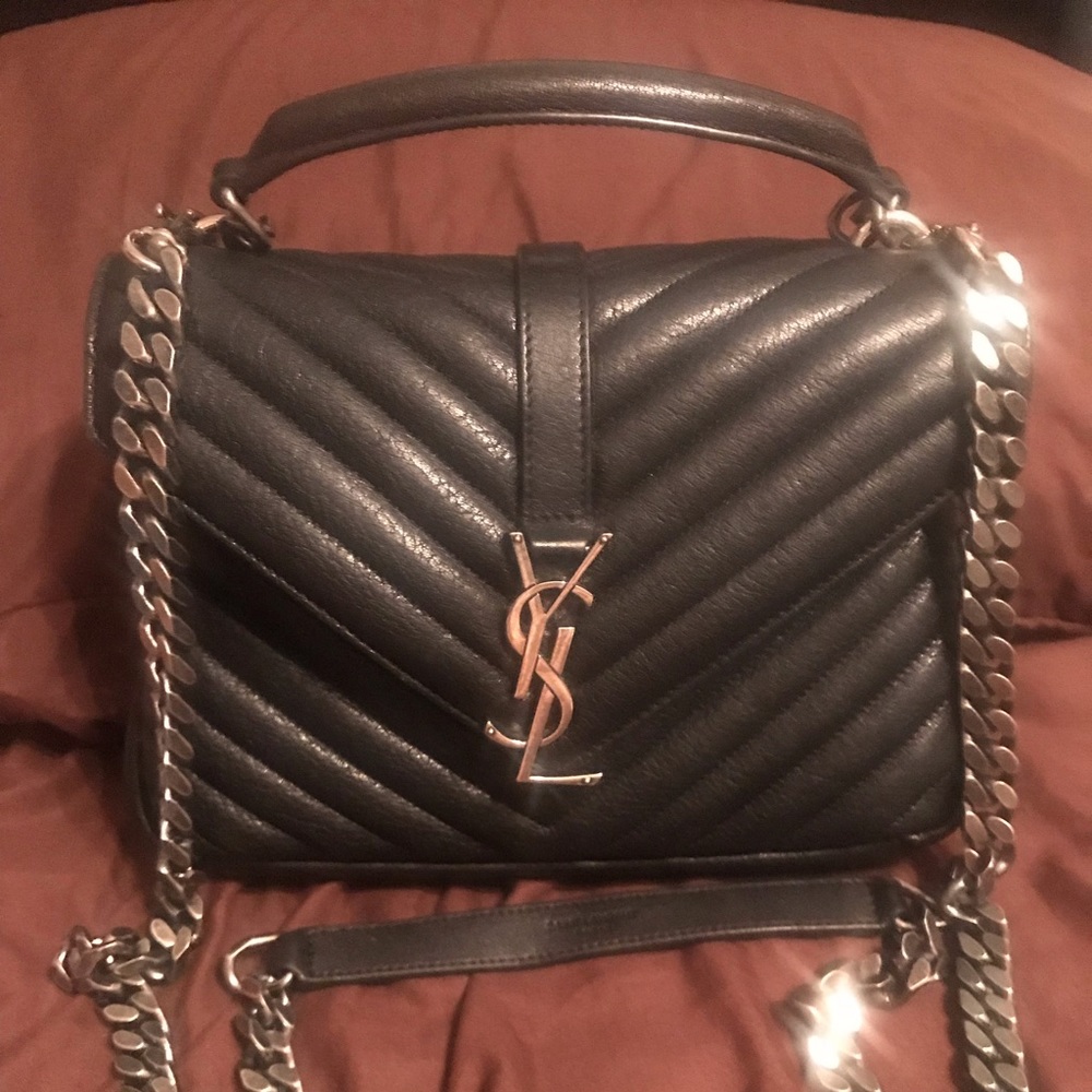 SAINT LAURENT
College medium  leather shoulder bag
